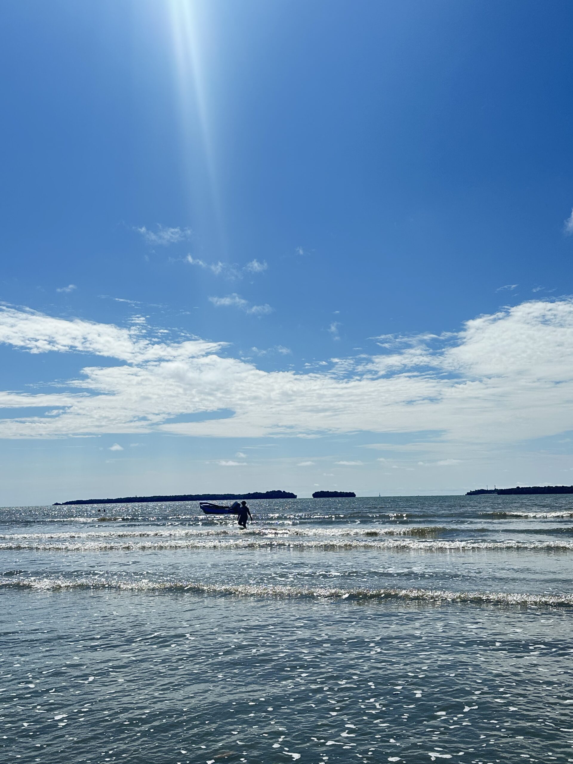 Bahia Malaga. Playa Chucheros, Buenaventura
